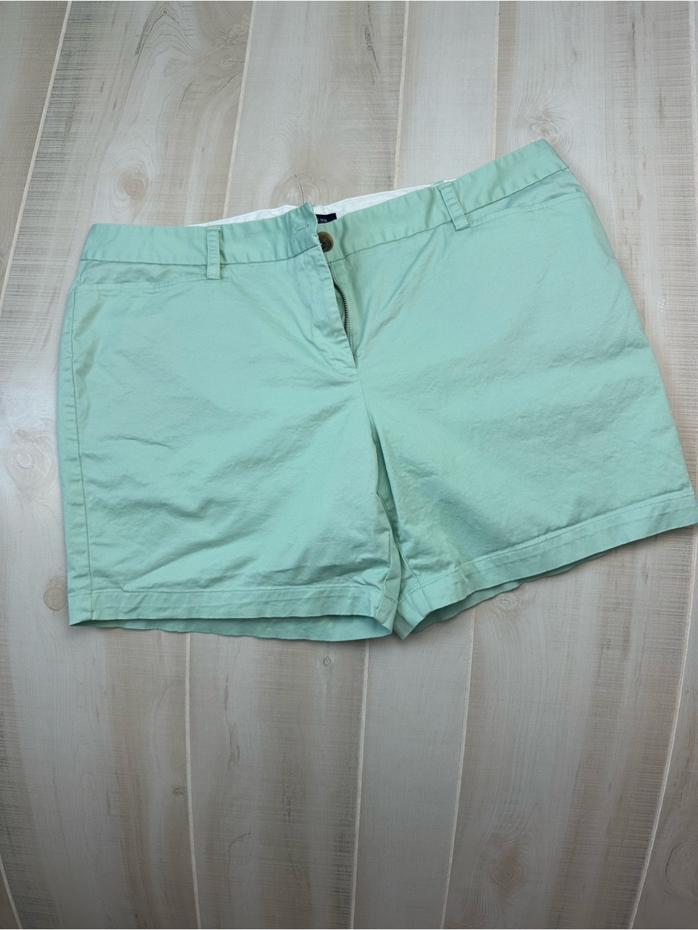Lands’ End Women's Mint Green Flat Front Cotton Shorts